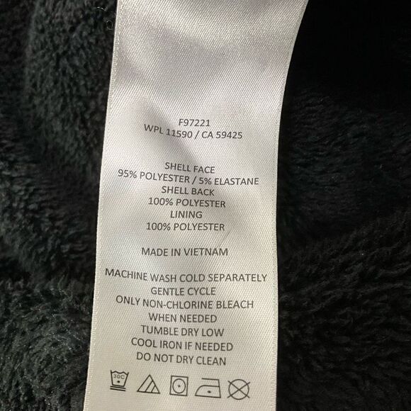 TUMI Soft Shell Jacket - Picture 5 of 6